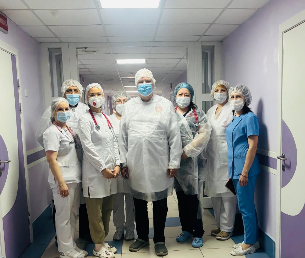 15 апреля  состоялся обход главного врача Сергея Борисовича Рыбалкина в инфекционном отделении № 1